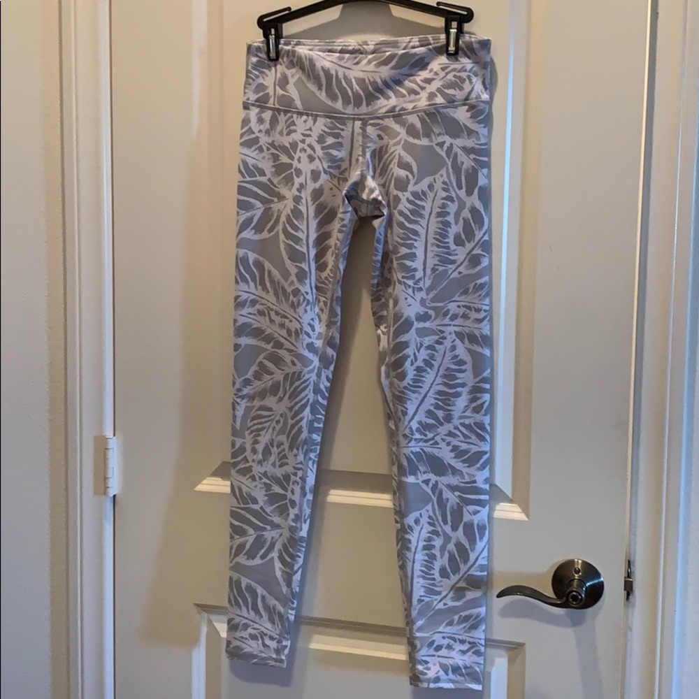 ALO yoga leggings